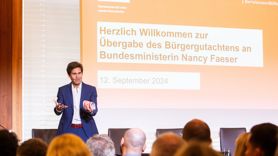 Forum gegen Fakes – Gemeinsam für eine starke Demokratie: Impressionen der Dialogveranstaltung zur Übergabe des Bürgergutachtens am 12. September 2024 im BMI in Berlin